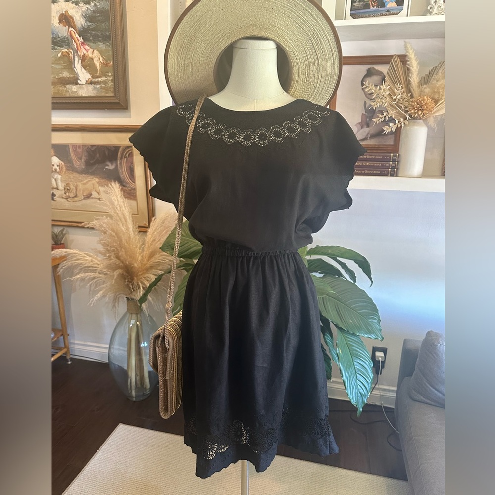 J. Crew EMBROIDERED SCALLOP DRESS Black Size 2